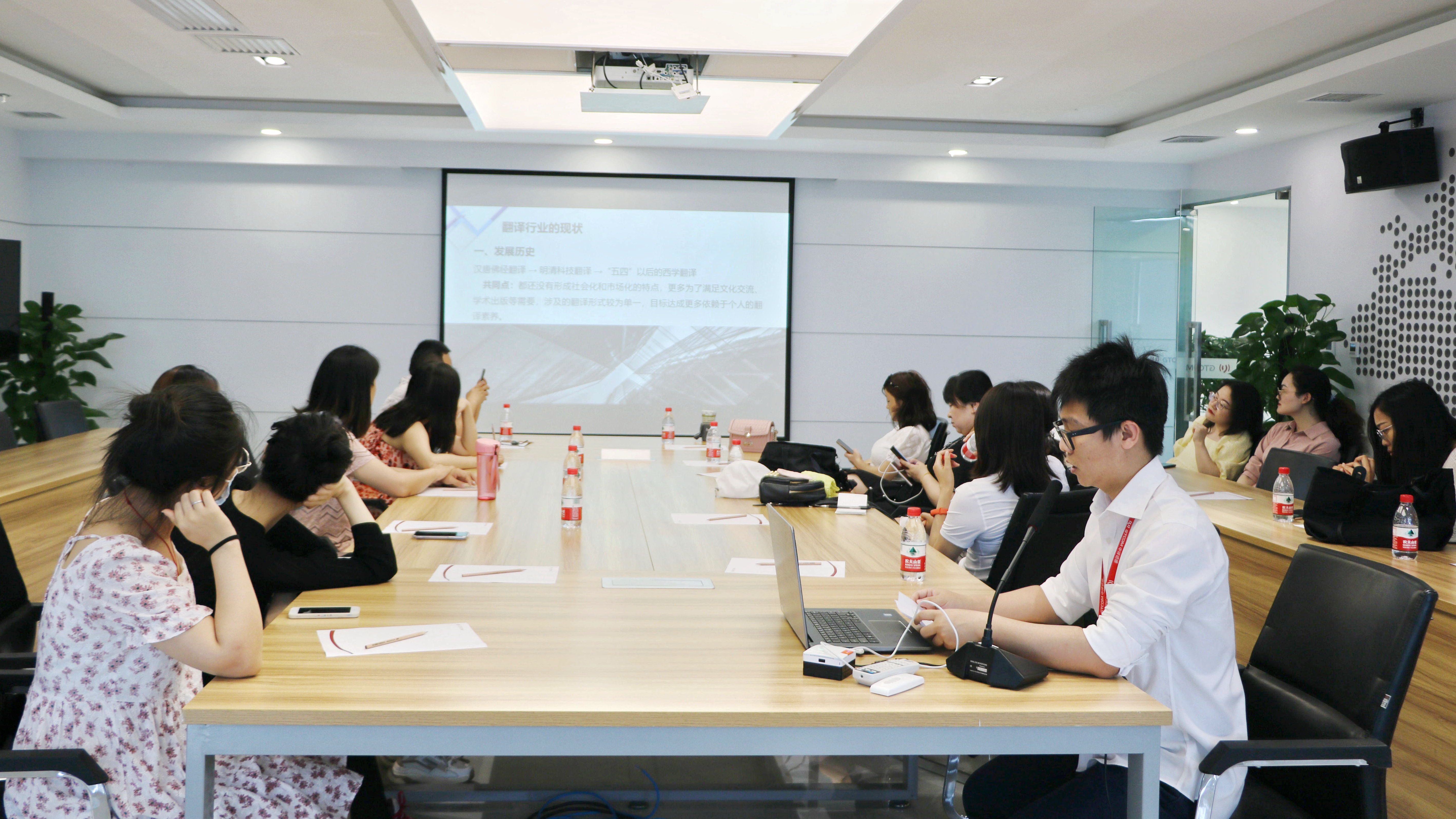 4面向到访学生的主题讲座.jpg